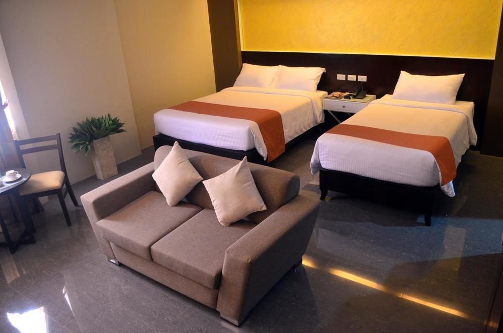 Grace Crown Hotel アンヘレス エクステリア 写真