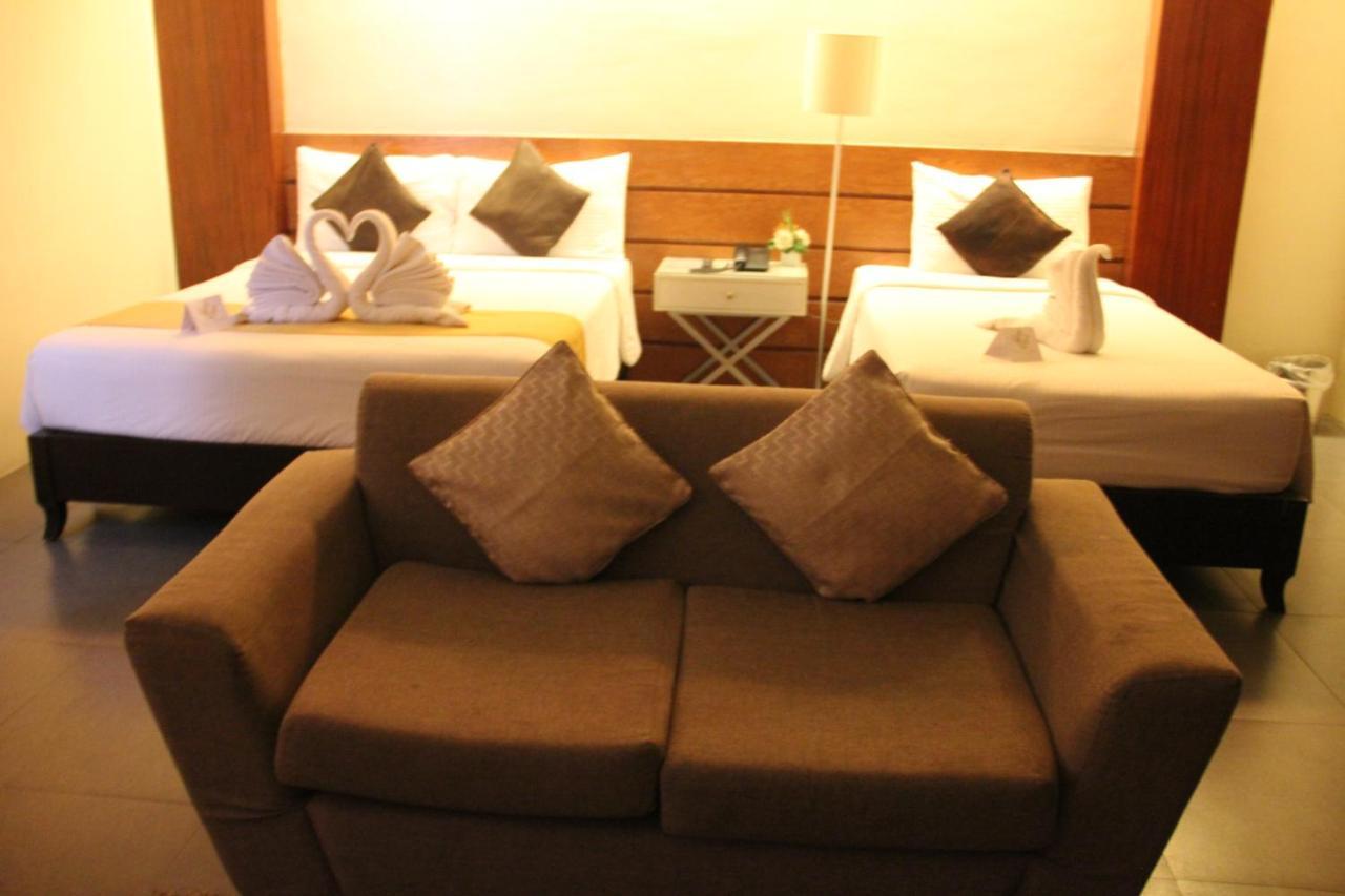 Grace Crown Hotel アンヘレス エクステリア 写真